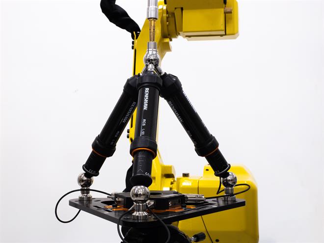 A Renishaw ipari automatizáláshoz használt robotdiagnosztikai rendszere, az RCS T-90, egy működő robotcellába szerelve.